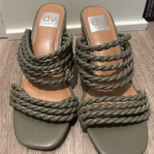 Dolce Vita Women's Olive Sandals